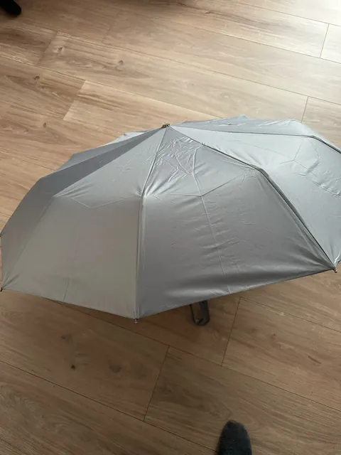 Haven Umbrella customer photo, Oct 10, 2026: The product matches the stated description 👍 I recommend it.